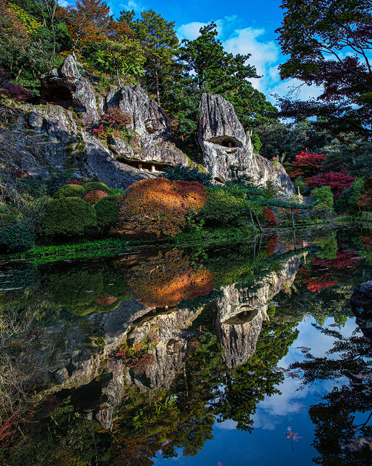「おすすめの加賀の國」部門 入賞　田中由加里さんの作品「水鏡に映る秋景色」